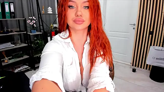 Snapshot of fireflowers_ chatting on March 11, 2025, 10:09 pm fireflowers online show from March 11, 2025, 10:09 pm