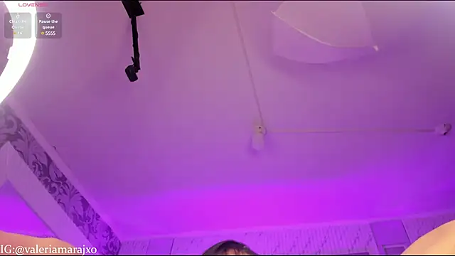 Snapshot of Your_naughtytrans chatting on January 17, 2025, 2:29 am Your naughtytrans online show from January 17, 2025, 2:29 am