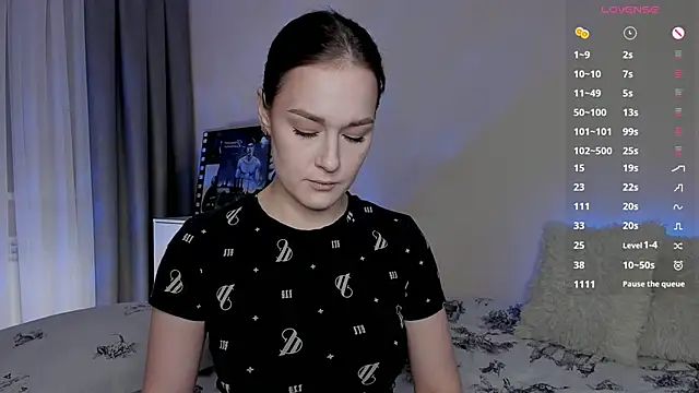 Snapshot of _RocketWay_ chatting on February 5, 2025, 7:31 pm RocketWay online show from February 5, 2025, 7:31 pm