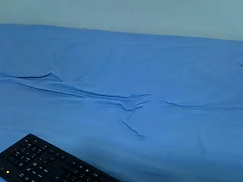 Snapshot of drowllie chatting on February 6, 2026, 3:44 am drowllie online show from February 6, 2026, 3:44 am