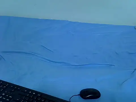 Snapshot of drowllie chatting on February 10, 2026, 3:21 am drowllie online show from February 10, 2026, 3:21 am