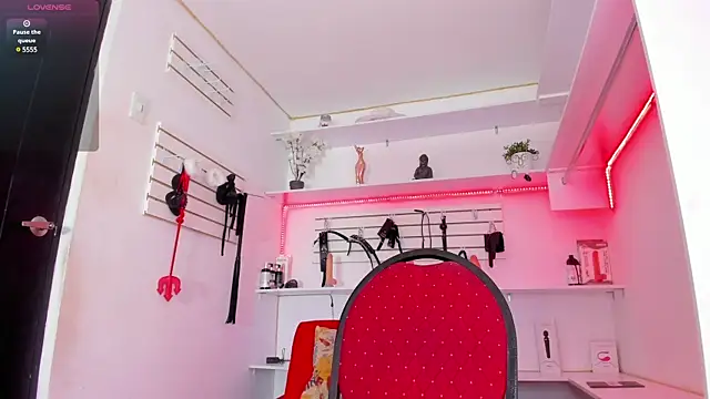 Snapshot of Alejandra_Dunn chatting on January 30, 2025, 5:39 pm Alejandra Dunn online show from January 30, 2025, 5:39 pm