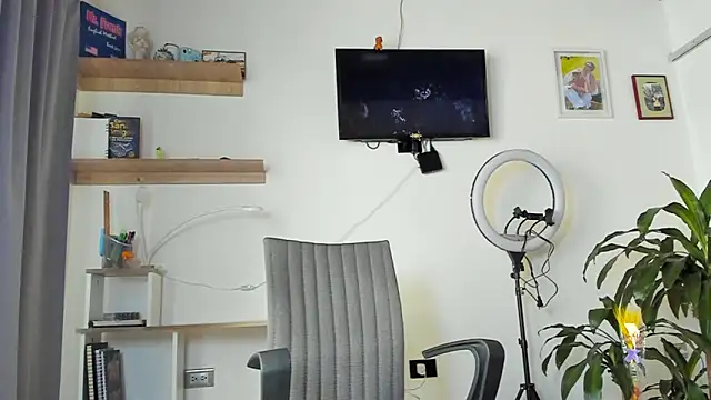 Snapshot of manucute_23_ chatting on January 19, 2026, 2:54 pm manucute 23 online show from January 19, 2026, 2:54 pm