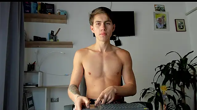 Snapshot of manucute_23_ chatting on February 16, 2026, 2:46 pm manucute 23 online show from February 16, 2026, 2:46 pm