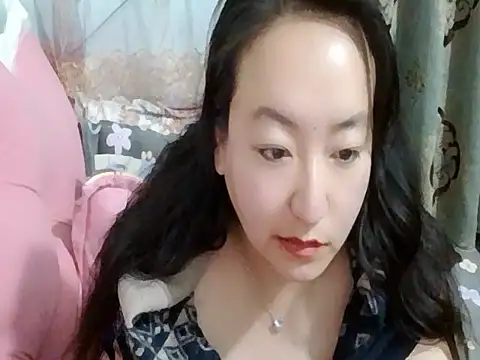 Snapshot of Xylona666 chatting on February 5, 2025, 1:54 pm Xylona666 online show from February 5, 2025, 1:54 pm