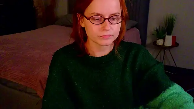 Snapshot of reb_luvng chatting on September 24, 2025, 1:47 pm reb luvng online show from September 24, 2025, 1:47 pm