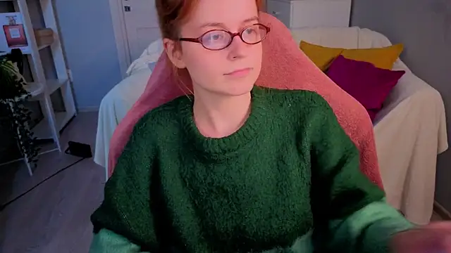 Snapshot of reb_luvng chatting on September 28, 2025, 2:00 pm reb luvng online show from September 28, 2025, 2:00 pm