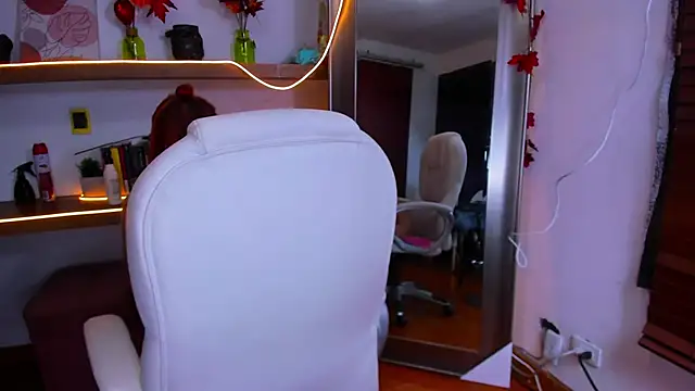 Snapshot of Irina_bx chatting on February 10, 2025, 10:51 pm Irina bx online show from February 10, 2025, 10:51 pm