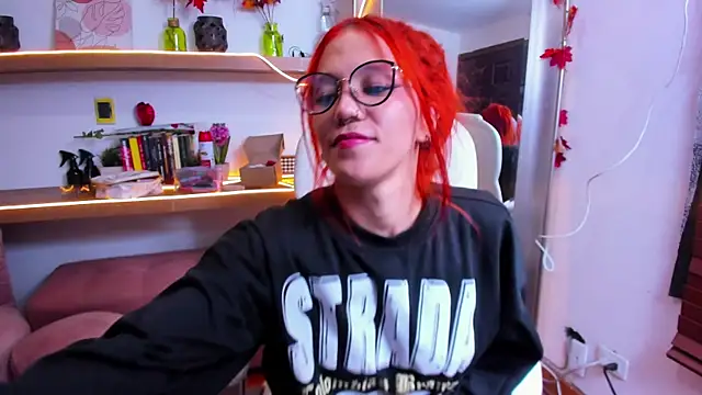 Snapshot of Irina_bx chatting on March 11, 2025, 1:26 am Irina bx online show from March 11, 2025, 1:26 am