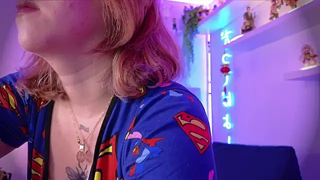 Snapshot of albaismynameX chatting on September 18, 2025, 12:07 pm albaismynameX online show from September 18, 2025, 12:07 pm