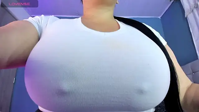 Ashanty vera15 online show from December 15, 2025, 5:34 am