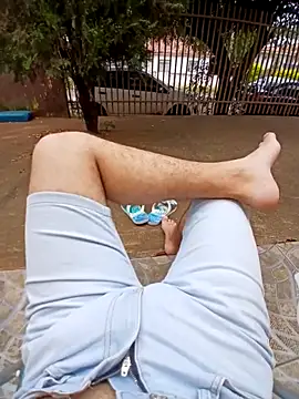 Snapshot of braza66 chatting on February 22, 2026, 4:05 pm braza66 online show from February 22, 2026, 4:05 pm