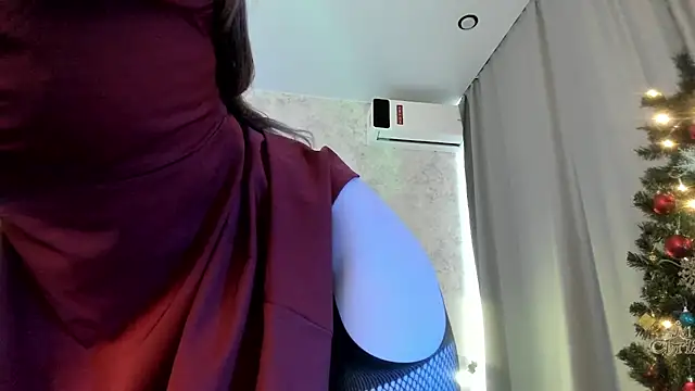 LissaCain online show from December 23, 2025, 7:17 am