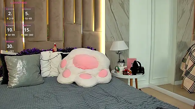 Gabriella Wils online show from December 17, 2024, 8:56 am