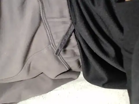 Snapshot of IMAGatMARK chatting on November 23, 2025, 2:39 pm IMAGatMARK online show from November 23, 2025, 2:39 pm