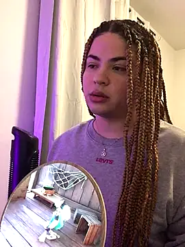 Snapshot of MelSaunders chatting on December 6, 2024, 6:37 am MelSaunders online show from December 6, 2024, 6:37 am