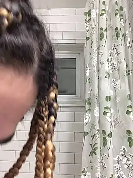 Snapshot of MelSaunders chatting on December 31, 2024, 5:11 am MelSaunders online show from December 31, 2024, 5:11 am