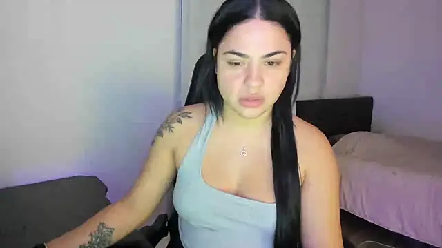 Snapshot of MelSaunders chatting on January 27, 2025, 2:20 am MelSaunders online show from January 27, 2025, 2:20 am