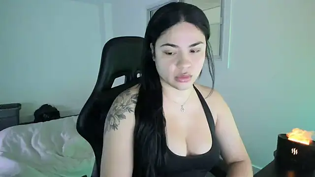 Snapshot of MelSaunders chatting on February 9, 2025, 2:38 am MelSaunders online show from February 9, 2025, 2:38 am