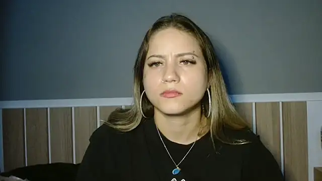 Snapshot of 520_Loirex_741 chatting on December 22, 2024, 7:00 am 520 Loirex 741 online show from December 22, 2024, 7:00 am