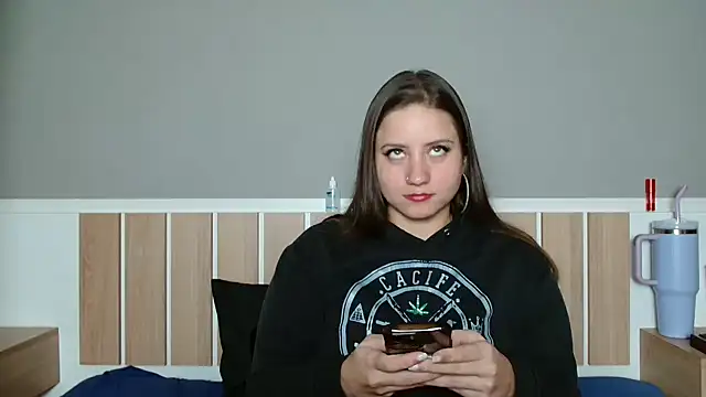 Snapshot of 520_Loirex_741 chatting on October 12, 2025, 1:26 am 520 Loirex 741 online show from October 12, 2025, 1:26 am