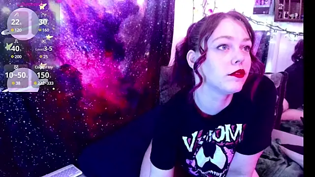 EverlyEster online show from February 2, 2025, 7:41 am