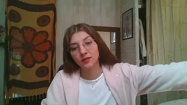 SweetyBabyDemon online show from May 22, 2026, 1:39 pm