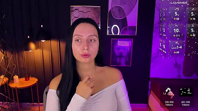 Christy Calypso online show from December 16, 2024, 7:54 pm