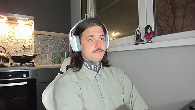  torfin  online show from February 8, 2025, 8:10 pm