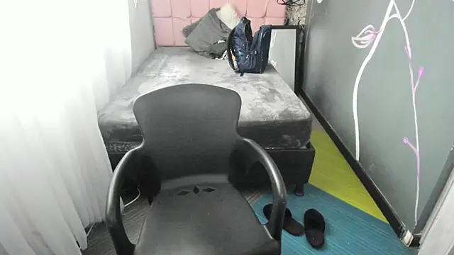 Snapshot of EmmaaEvans_ chatting on January 25, 2025, 5:40 pm EmmaaEvans online show from January 25, 2025, 5:40 pm