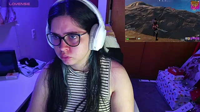 Snapshot of Vallolet_Spencer chatting on December 12, 2024, 12:48 am Vallolet Spencer online show from December 12, 2024, 12:48 am