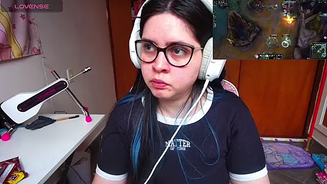 Snapshot of Vallolet_Spencer chatting on February 9, 2025, 3:01 pm Vallolet Spencer online show from February 9, 2025, 3:01 pm