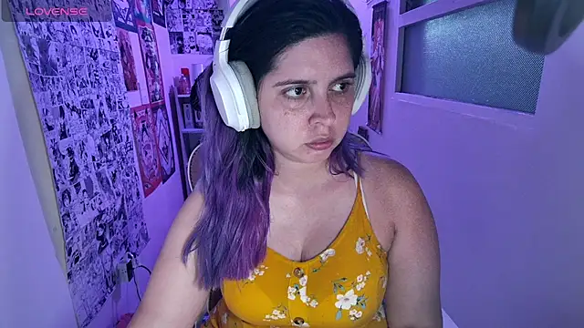 Vallolet Spencer online show from April 5, 2026, 3:04 am