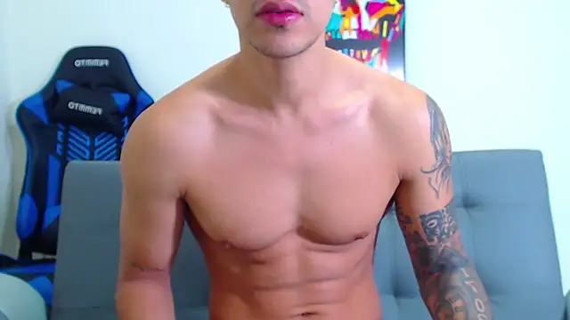 Snapshot of Tristan-bm chatting on January 29, 2025, 2:21 pm Tristan-bm online show from January 29, 2025, 2:21 pm
