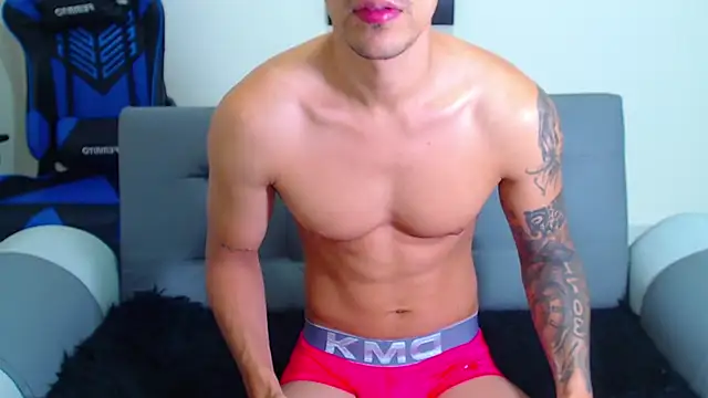 Snapshot of Tristan-bm chatting on February 2, 2025, 2:45 pm Tristan-bm online show from February 2, 2025, 2:45 pm