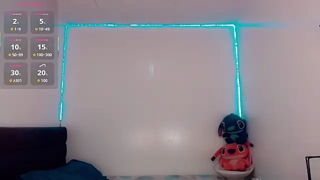  Riannagarcia  online show from September 16, 2025, 7:15 pm