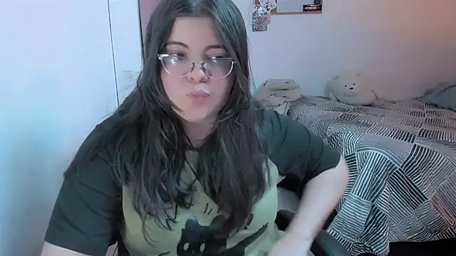 Snapshot of Aria_Fullbuster chatting on October 27, 2025, 9:08 pm Aria Fullbuster online show from October 27, 2025, 9:08 pm