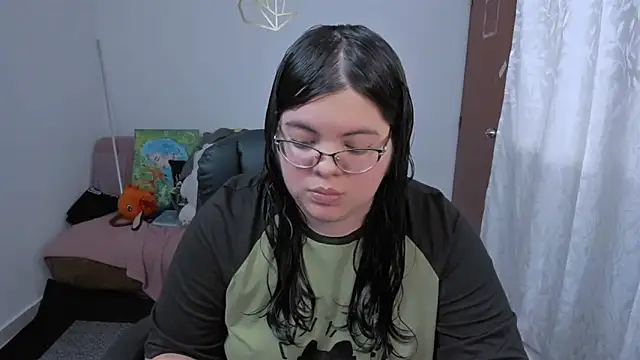 Snapshot of Aria_Fullbuster chatting on November 11, 2025, 9:37 pm Aria Fullbuster online show from November 11, 2025, 9:37 pm