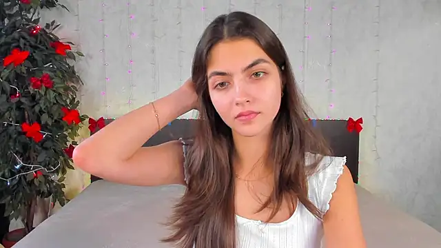 Milana Crystal  online show from January 4, 2025, 11:33 am