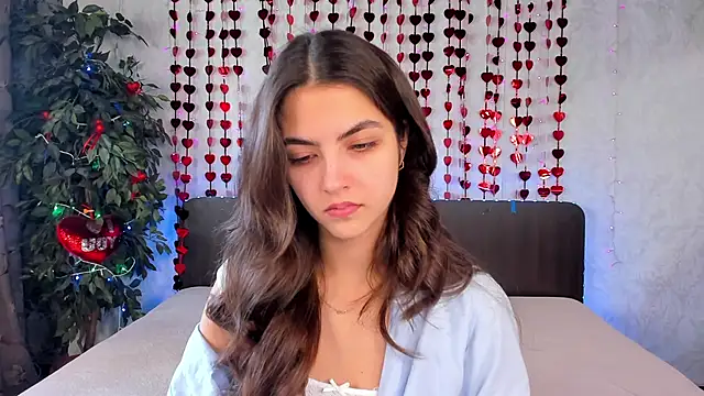 Milana Crystal  online show from February 11, 2025, 8:15 am