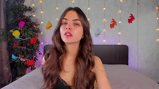 Milana Crystal  online show from April 8, 2026, 7:19 am