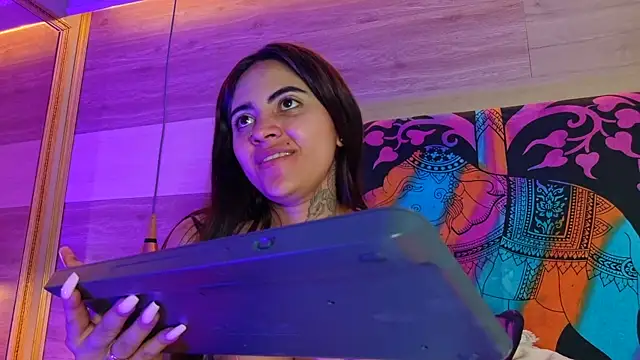 Cori Paige online show from February 11, 2026, 4:06 am