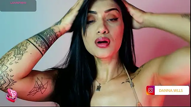 Dannawells online show from February 21, 2026, 1:17 am