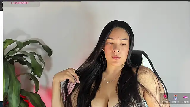 bella hadid1  online show from March 17, 2025, 12:08 am