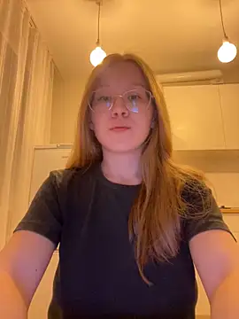 Snapshot of Eva_Weyne chatting on September 20, 2025, 6:31 pm Eva Weyne online show from September 20, 2025, 6:31 pm