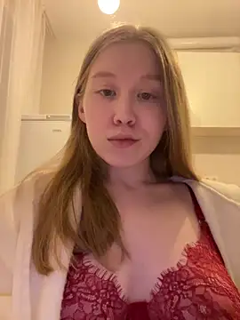 Eva Weyne online show from March 3, 2026, 8:15 pm