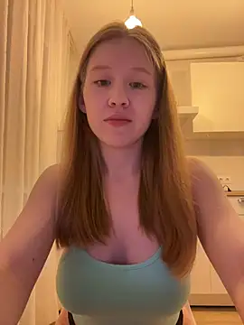 Eva Weyne online show from July 11, 2026, 9:27 pm