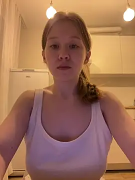 Eva Weyne online show from July 14, 2026, 10:59 pm