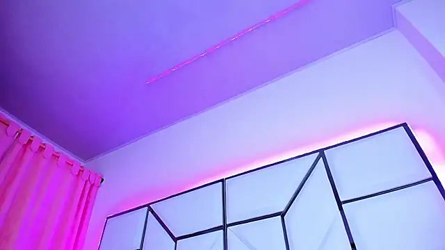 SarayRoyse online show from January 17, 2025, 10:23 pm