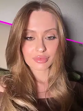 Sweet  Milly online show from May 9, 2026, 7:41 pm